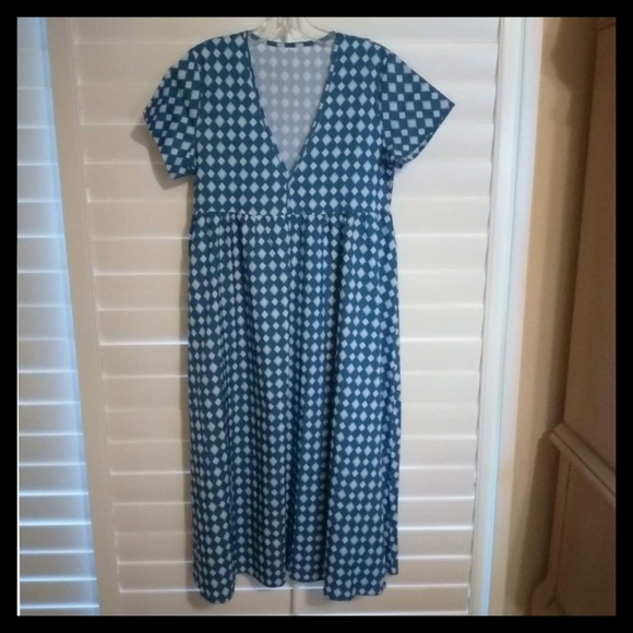 Geometric Print V-neck Loose Casual Midi Dress - Picture 2 of 4